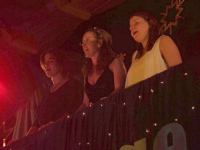 onstage_140